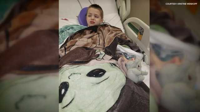 Boy Suffers Horrific Shark Bite While Holding Hands With His Mother At Florida Beach Boy Suffers Horrific Shark Bite While Holding Hands With His Mother At Florida Beach