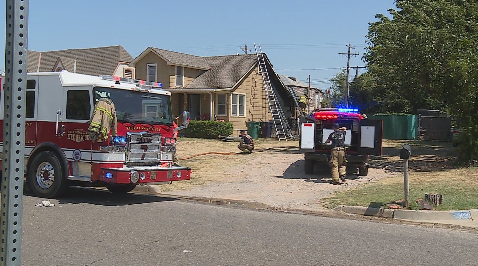 Crews Battle Small House Fire In Southwest Oklahoma City