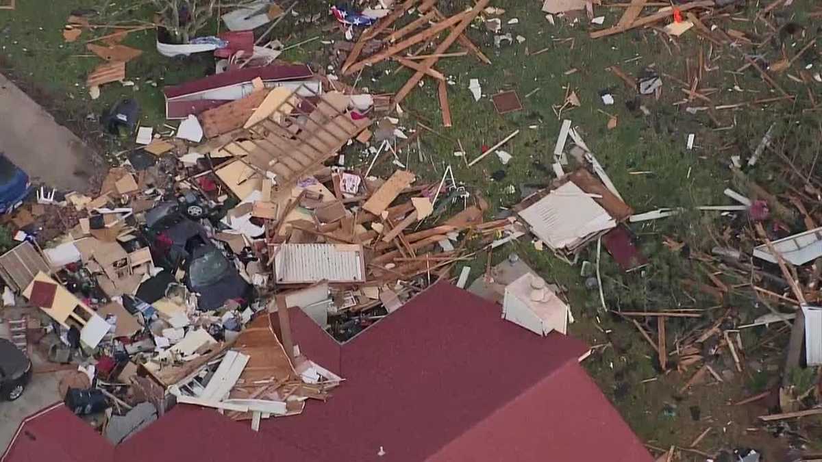 Oklahoma Tornadoes Sky 5 shows damage in Shawnee