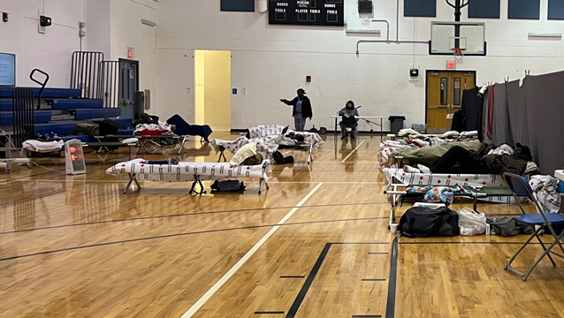 'It's a beautiful thing': People using South Florida cold weather shelters grateful for warm bed, hot food - Vimarsana News