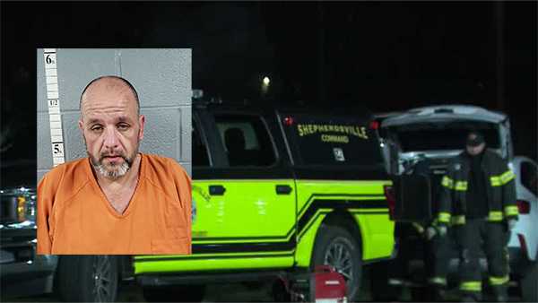 Man arrested after hours-long SWAT standoff in Shepherdsville
