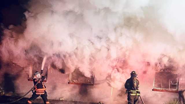 One displaced after firefighters battle Shepherdsville house fire - Vimarsana News