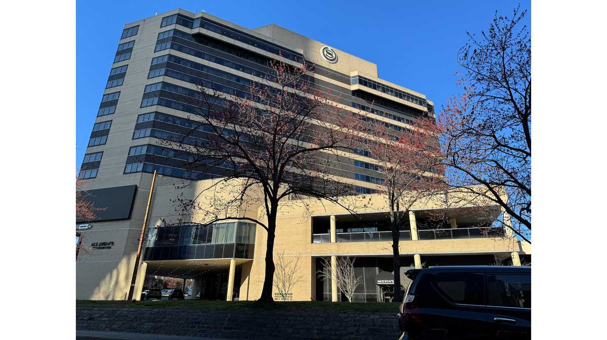 Sheraton Inner Harbor Hotel closes shutters Baltimore building
