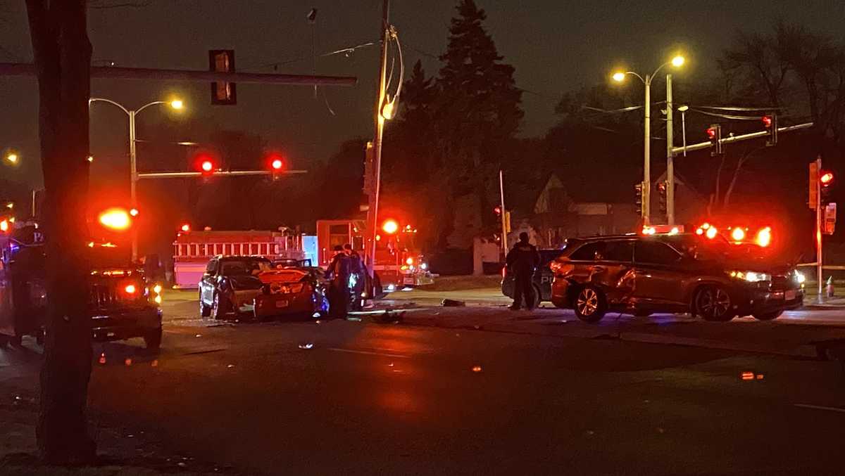 Man arrested after police chase, crash in Milwaukee