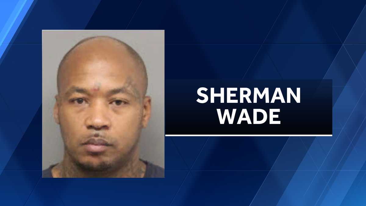 Lincoln man faces charges in Omaha robberies