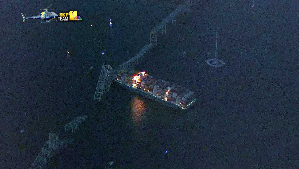 Ship Collision on Francis Scott Key Bridge in Baltimore Leaves One Critical, Seven Missing