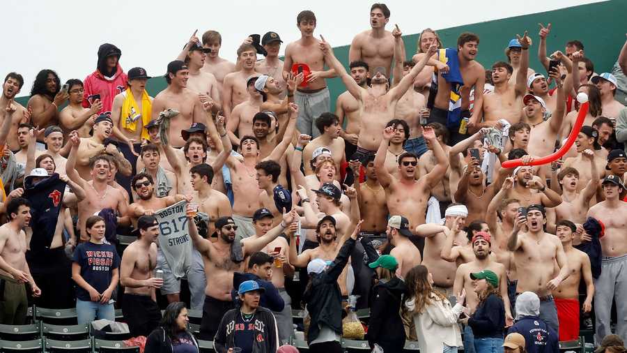 Shirtless Red Sox Fans Go Nuts During Fenway Park Rain Delay