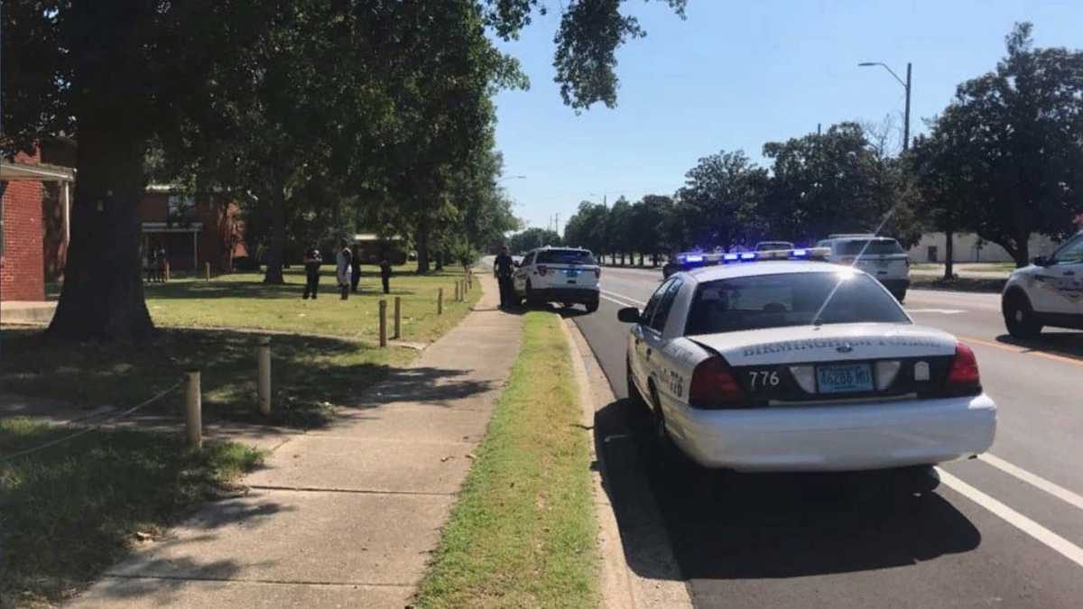 Police respond to report of teen shot Saturday