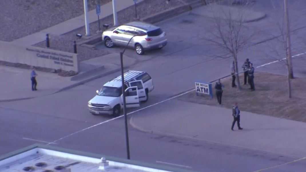 Man dies after being shot outside KCPD's Central Patrol station - KMBC