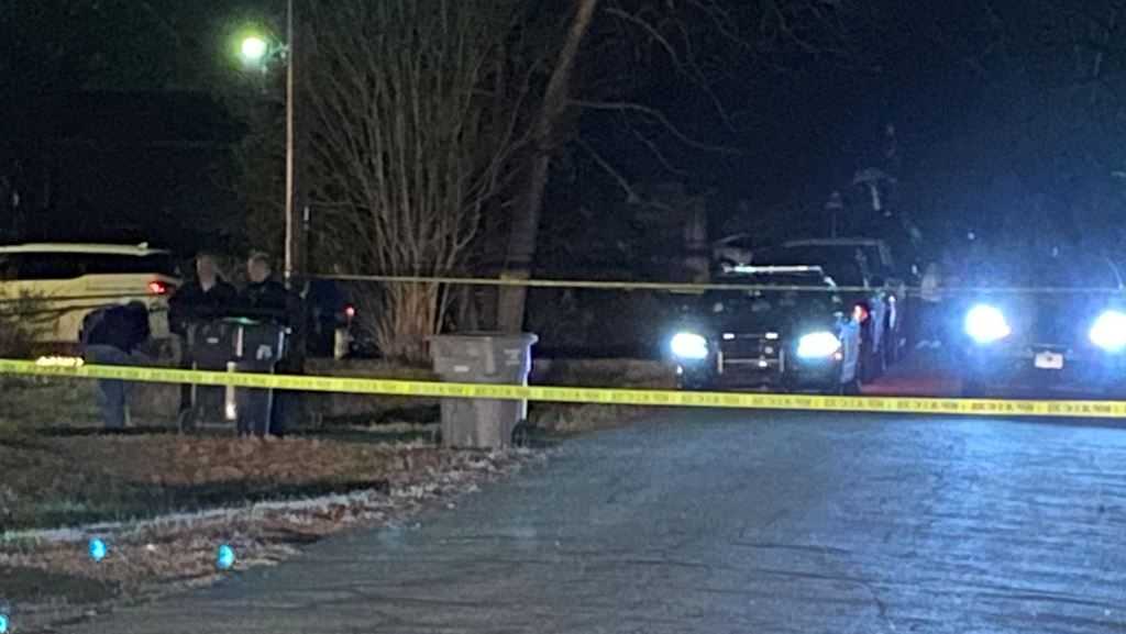 1 dead following shooting at home in Greenville County, deputies say