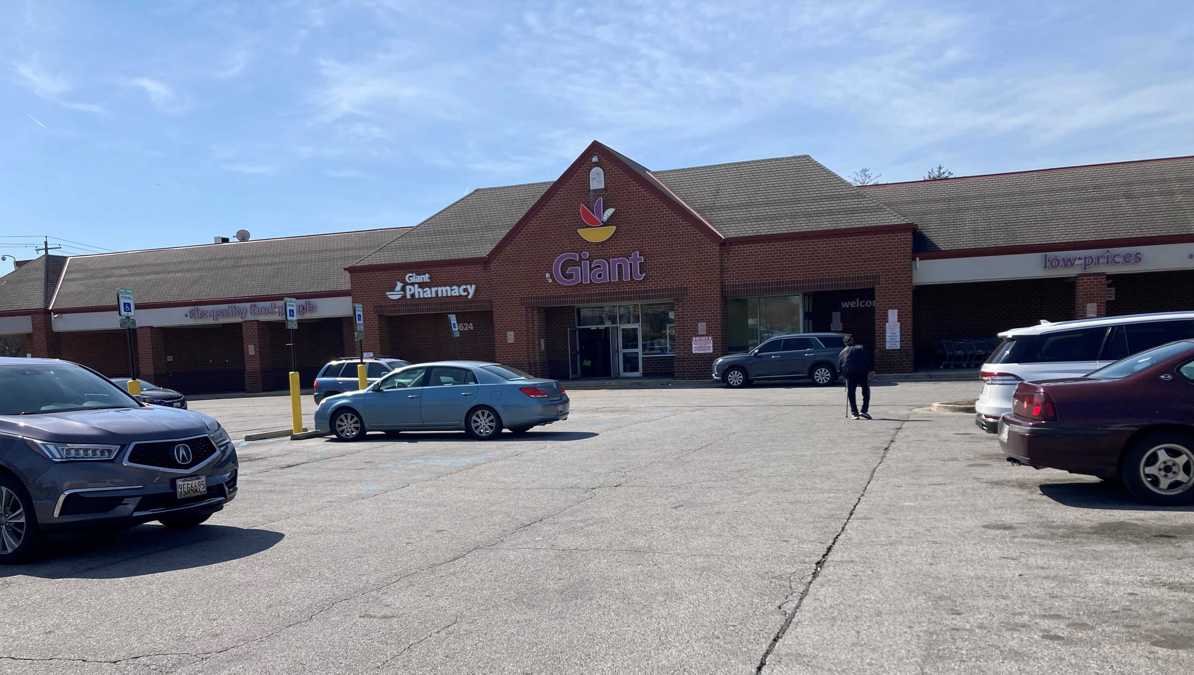 Giant set to close grocery store, re-open another - Vimarsana News