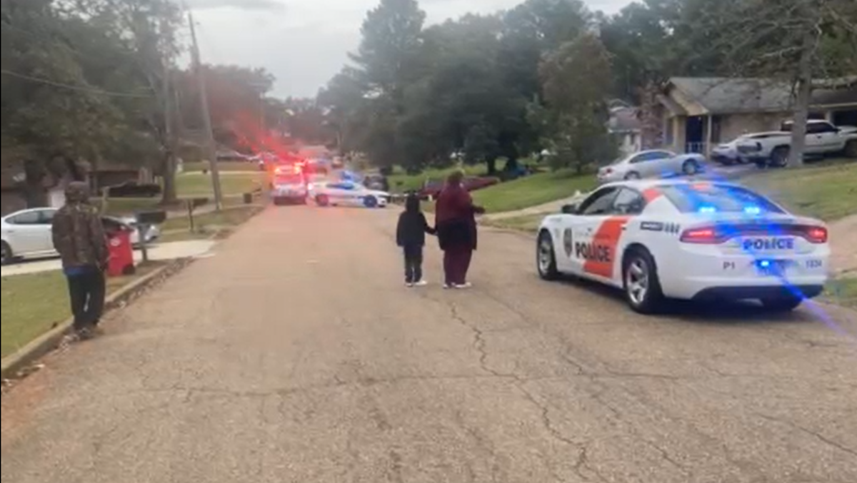 Jackson police investigate shooting between 2 brothers