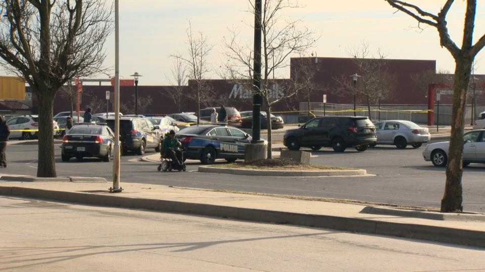 Shooting victim runs onto Mondawmin Mall parking lot