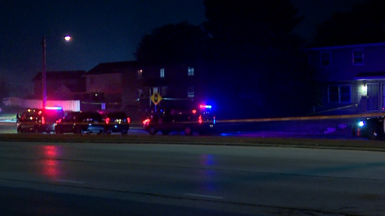 Teen girl found shot dead on Milwaukee sidewalk, police investigate - WISN