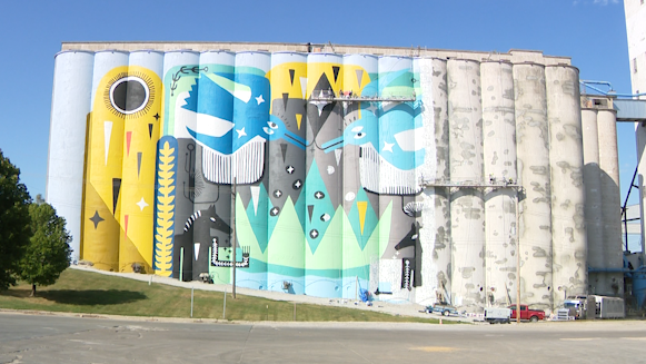 Artists hope mural brings new energy to South Omaha - Vimarsana News