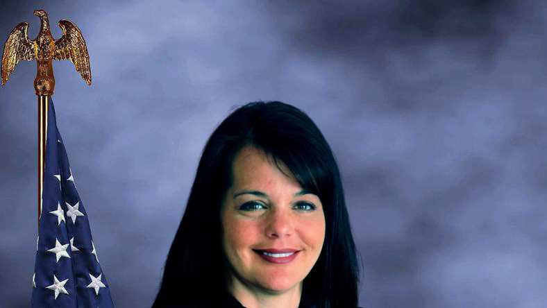 Slidell police officer dies on duty after suffering heart attack