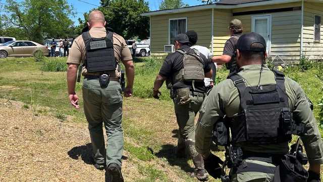 Deputies, dogs catch Alabama shooting suspect after brief manhunt - Vimarsana News