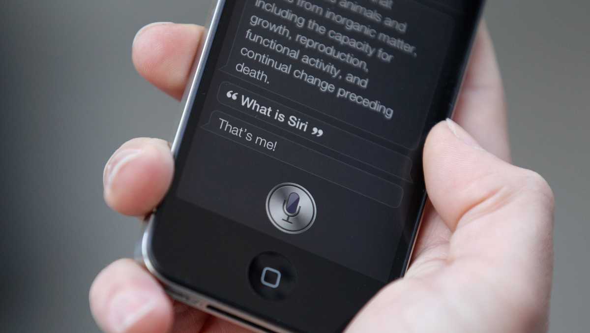 apple-has-stopped-letting-contractors-listen-to-siri-voice-recordings