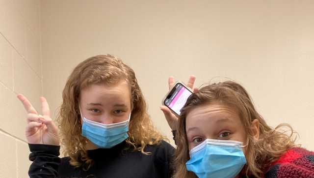 North Carolina teen sisters in Pfizer COVID-19 vaccine study - Vimarsana News