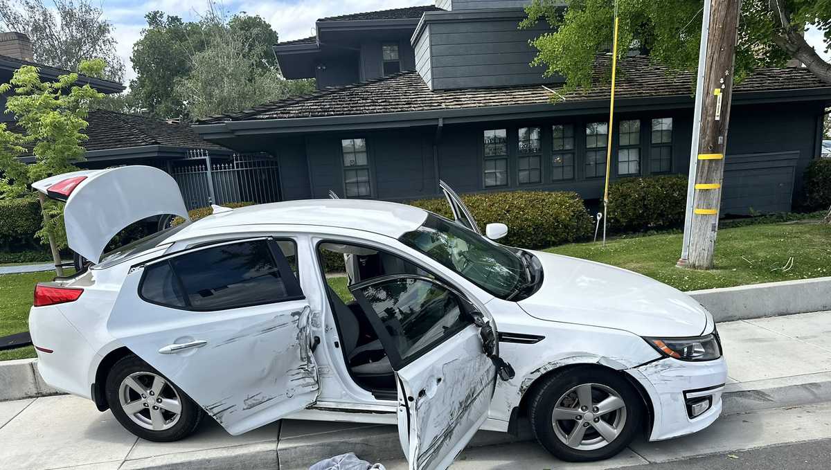 2 teens arrested following 23-mile police chase in Stockton