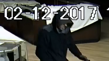 Man caught on camera stealing diamonds, wedding rings from Upstate ...