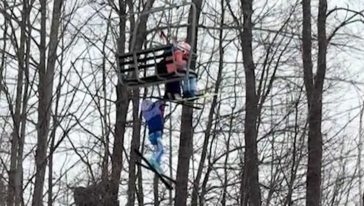 Video shows young girl dangling, falling from ski lift at NH mountain