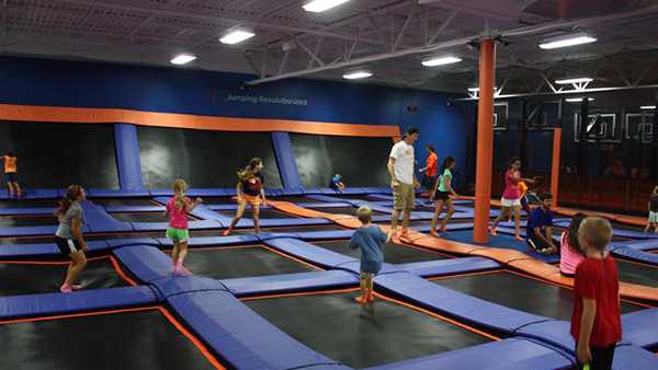 Trampoline park sky on sale zone