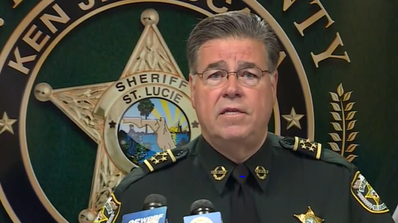 Florida detention center deputy arrested for felony battery