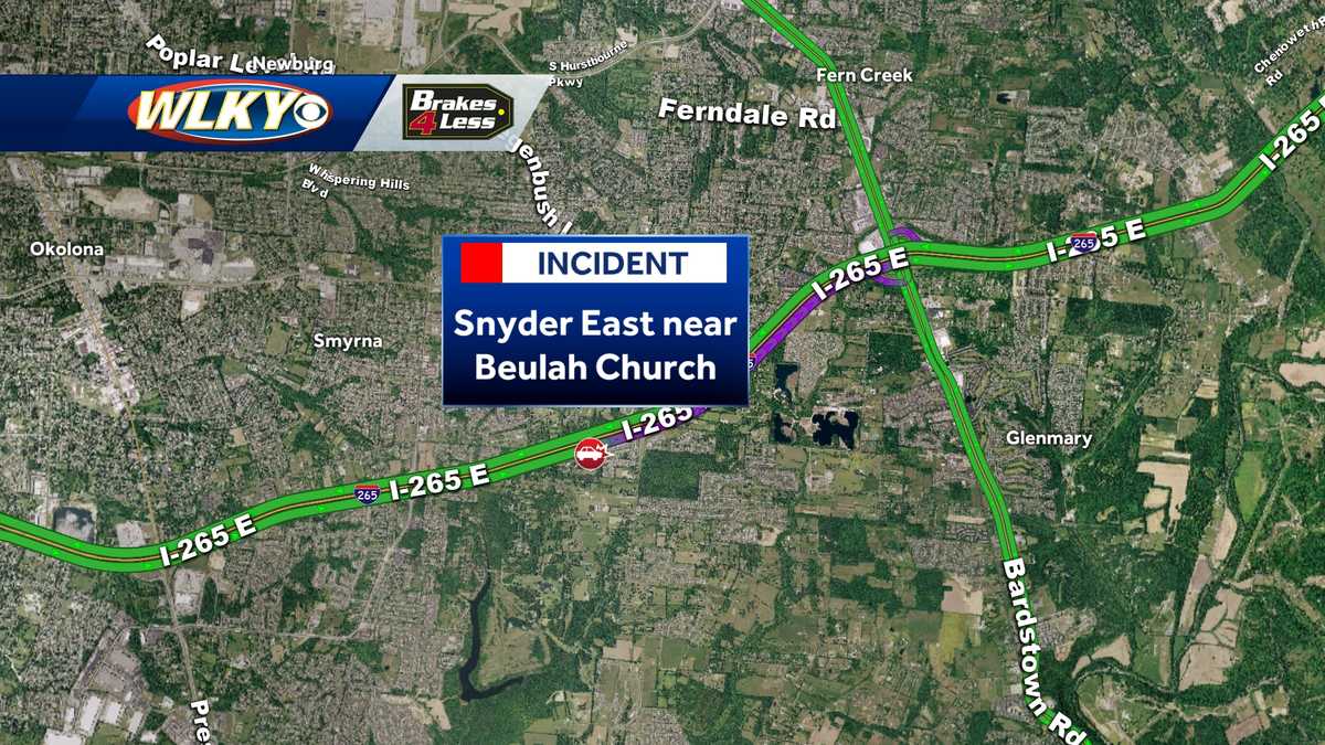 Man killed in early morning crash on Gene Snyder Freeway