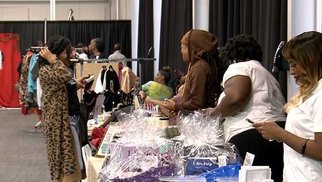 Small Business Saturday spotlights Louisville businesses during holiday season - Vimarsana News