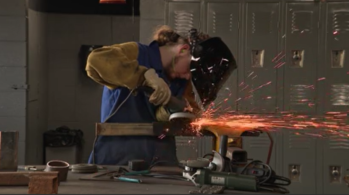 Spartanburg technology center is first in the state to offer advanced manufacturing program for students