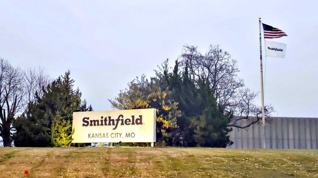 Coronavirus Smithfield Foods Closes Plants In Martin City Missouri Because Of Covid 19 Outbreak Coronavirus Smithfield Foods Closes Plants In Martin City Missouri Because Of Covid 19 Outbreak