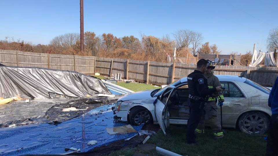 Smithville house suffers ‘significant damage’ after car goes through it