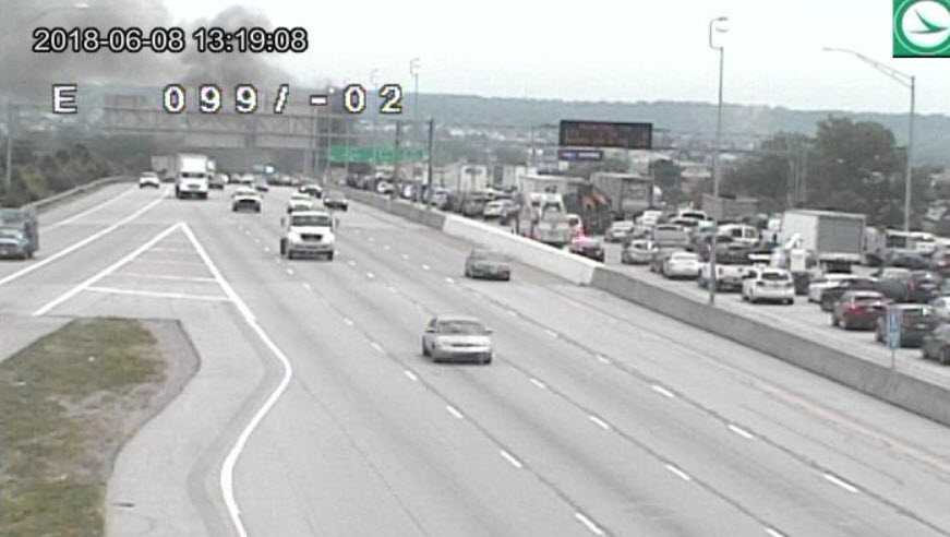 Police: 1 killed in fiery crash on I-275