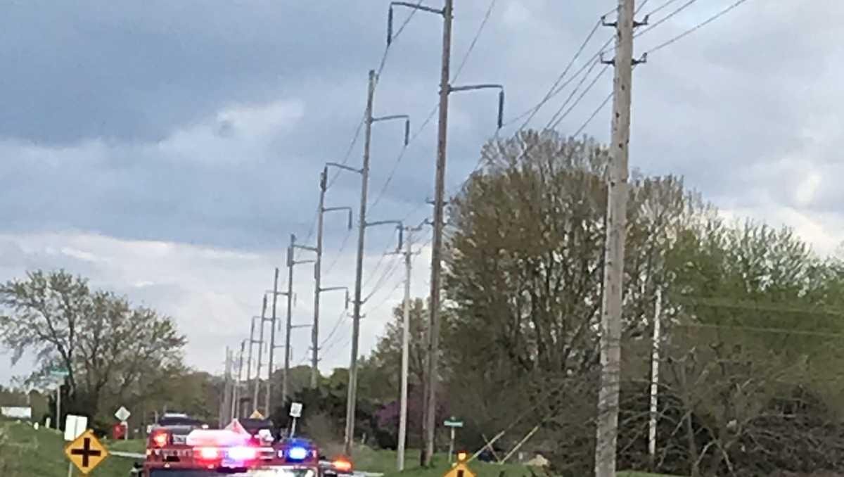 1 killed, 2 injured in crash in eastern Jackson County