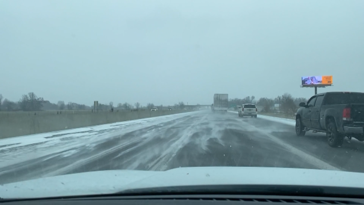 Northwest Arkansas roads remain icy and covered in snow