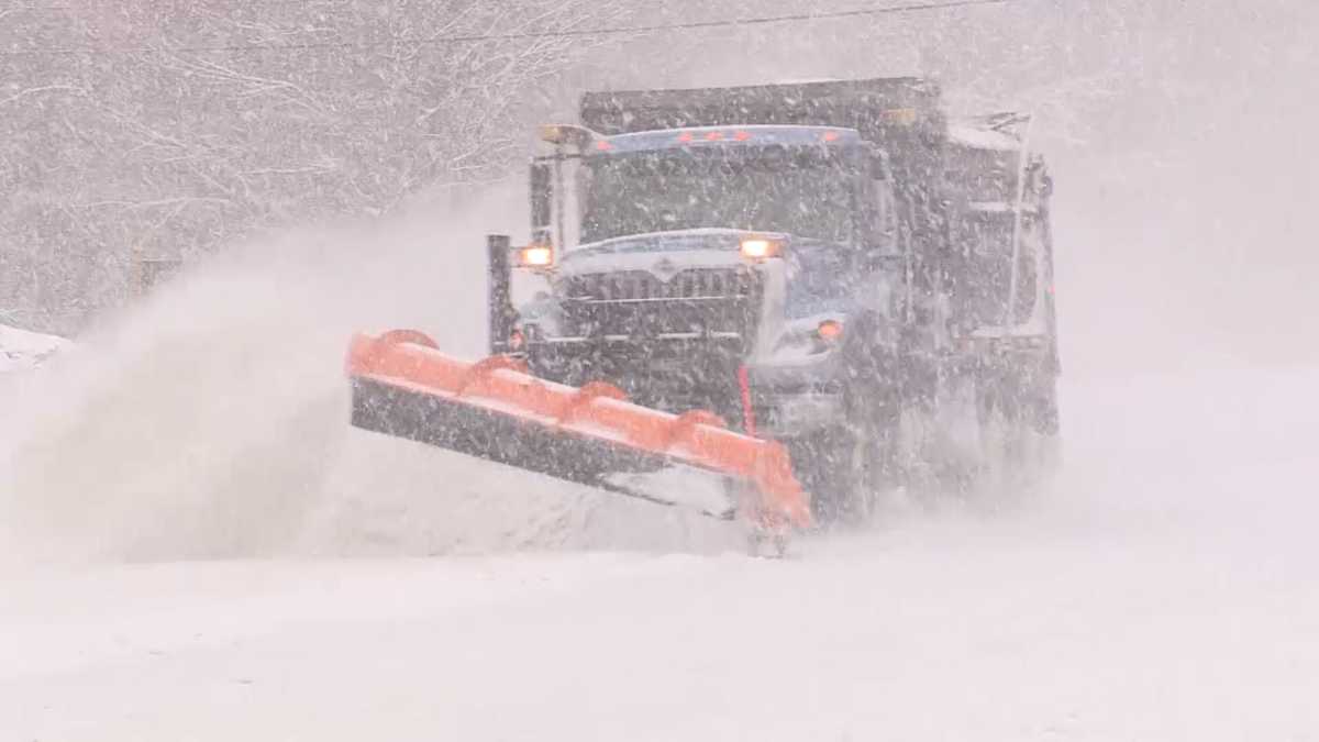 Speeds reduced on highways as powerful storm moves into Maine