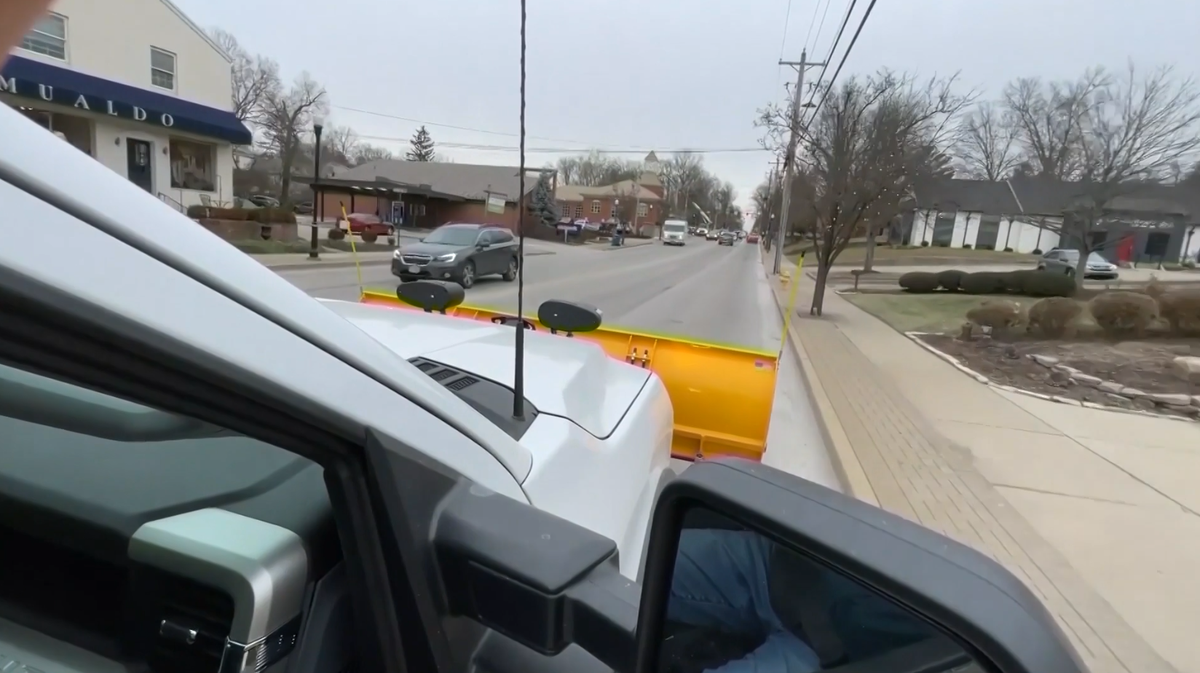 Crews across Greater Cincinnati preparing to treat roads ahead of ...