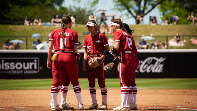 Arkansas falls in final SEC series to Missouri - Vimarsana News