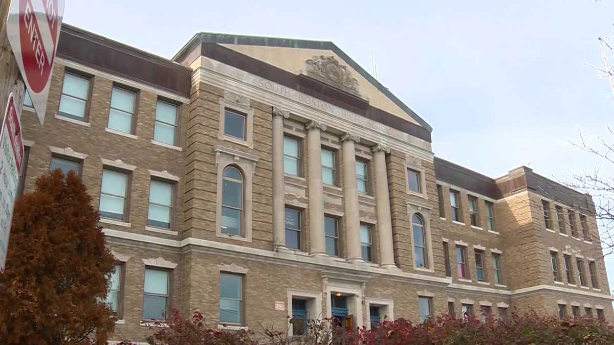 Bps superintendent announces plans to close excel high school