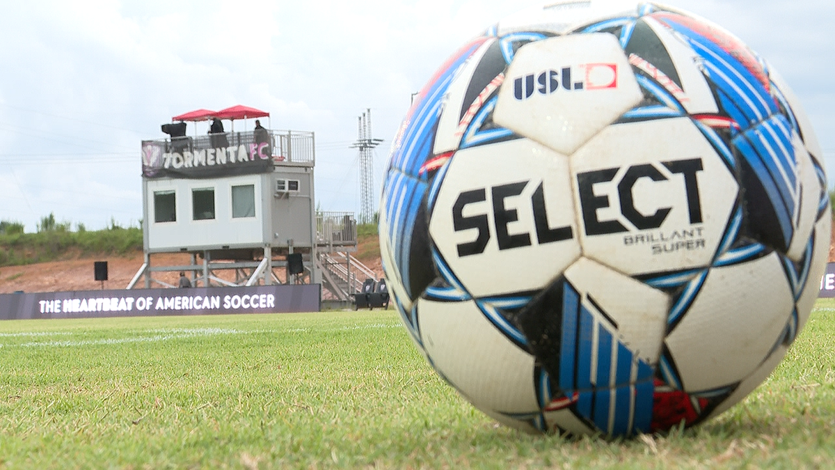 Tormenta FC opens 2025 season at home, but falls short against Kickers, 4-2