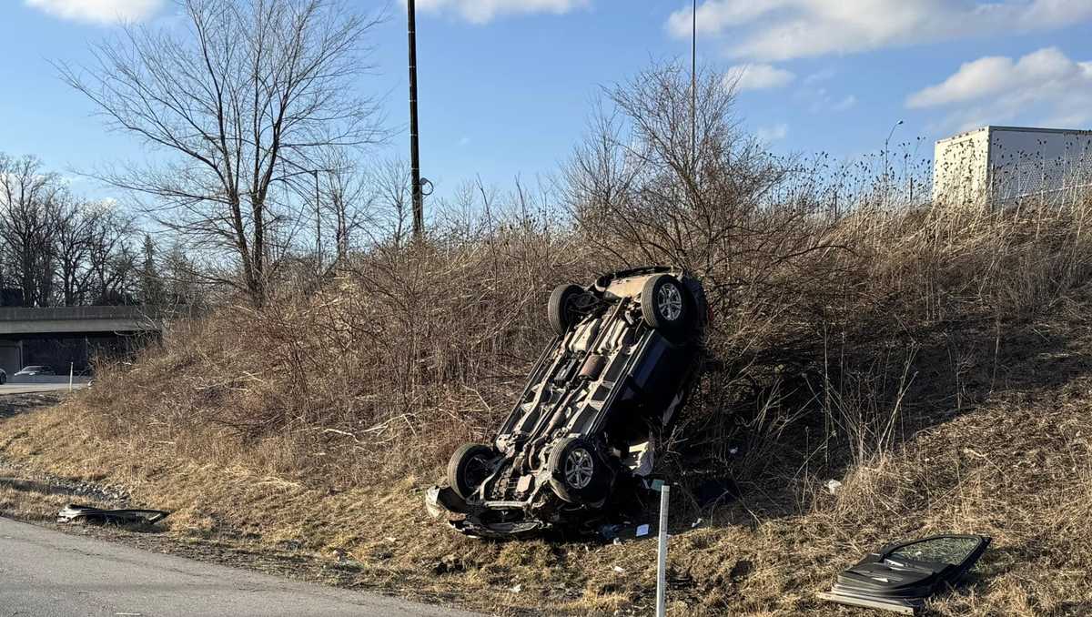 3 women flown to hospital after rollover crash in Washington County