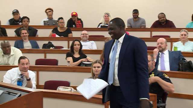 South Sudanese community leaders work with Omaha police to prevent gun violence - Vimarsana News