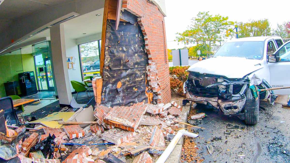 4 people sent to hospital after pickup crashes into Cape Cod bank ...