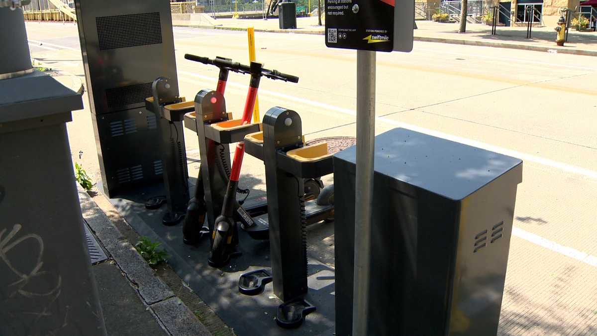 Spin scooters creating buzz in Pittsburgh