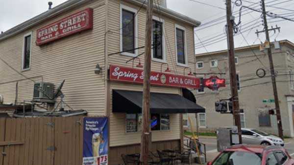 Spring Street Bar and Grill has closed after 33 years in business.