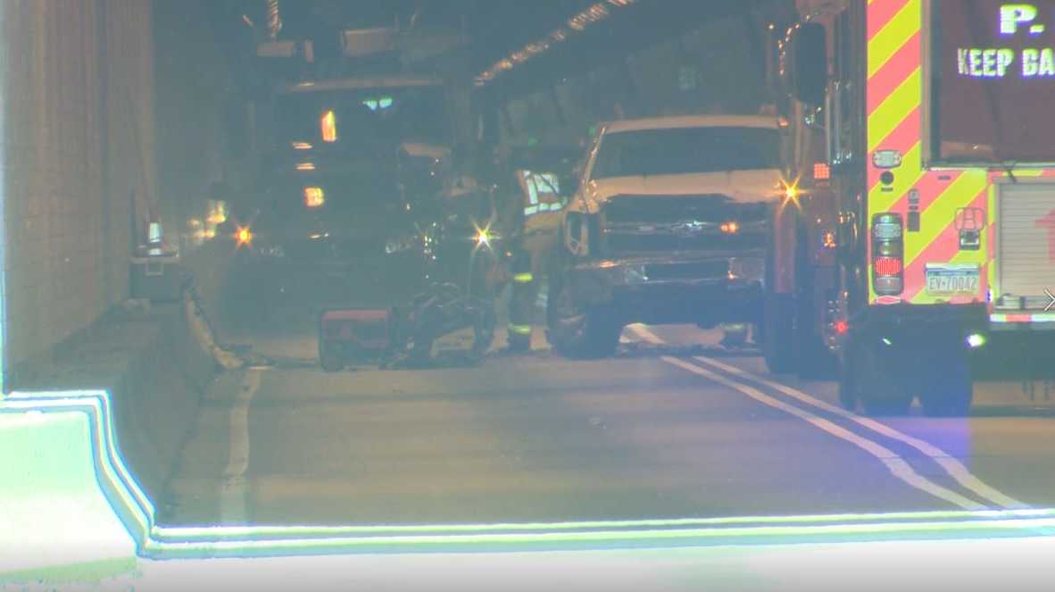 Squirrel Hill Tunnel reopens after overturned vehicle block