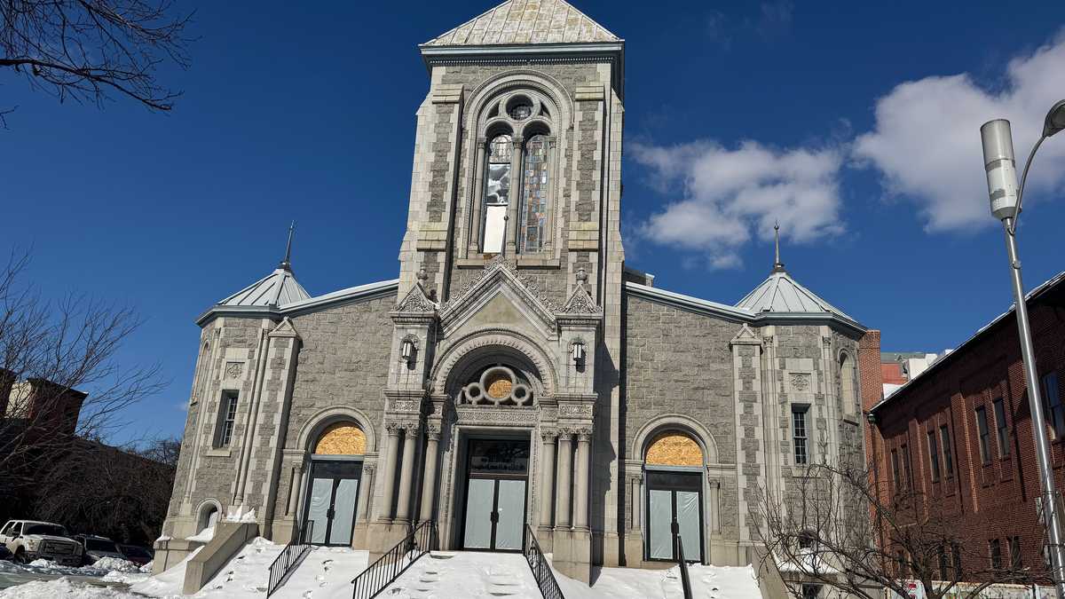 Charter school buys former Catholic church for $1M