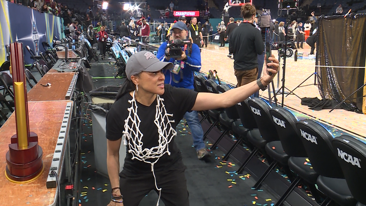Dawn Staley Named Coach of the Year