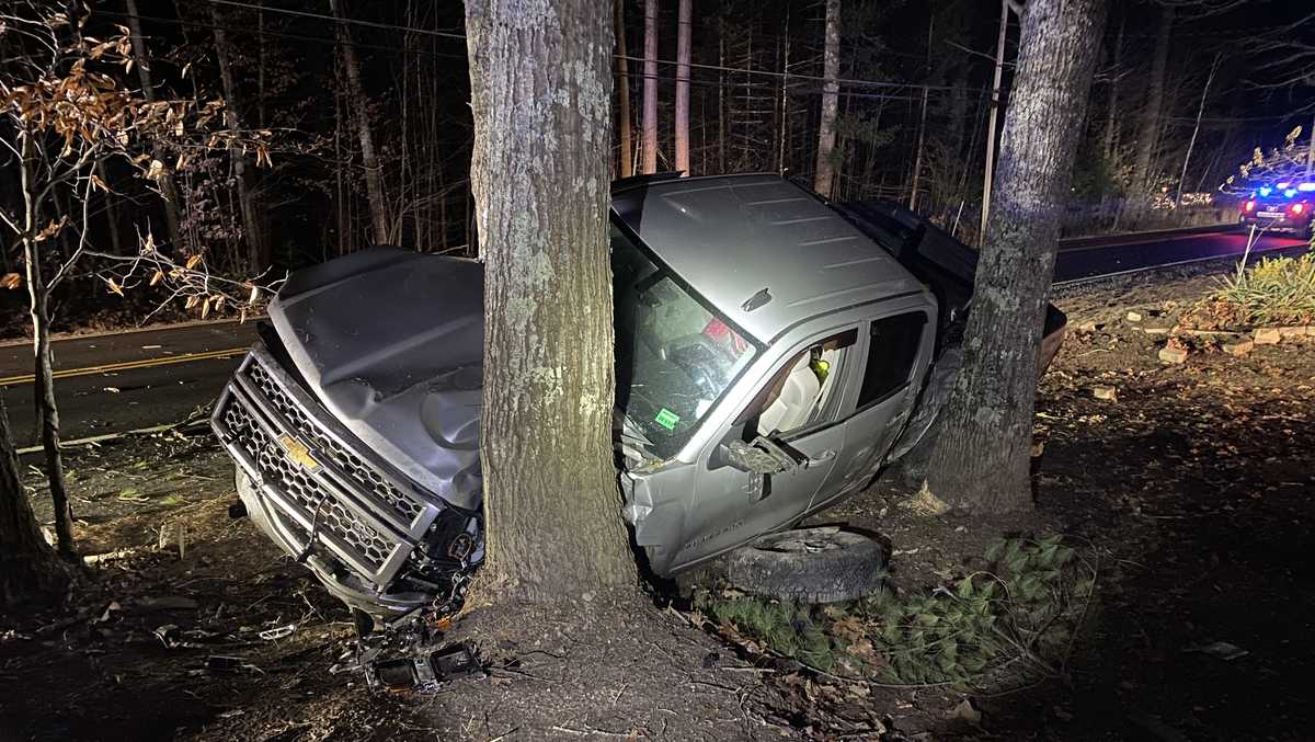 Four injured in multivehicle crash in Standish